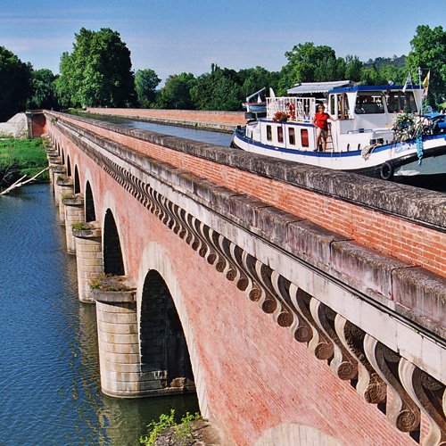 Cacor canal-bridge